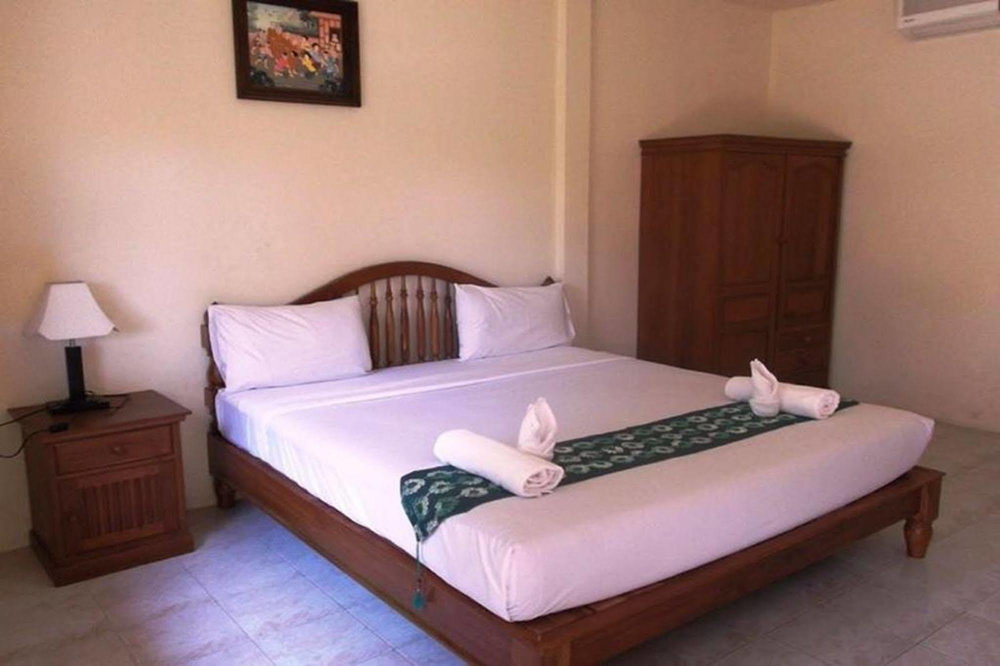 Saver Guesthouse 查汶海滩 外观 照片